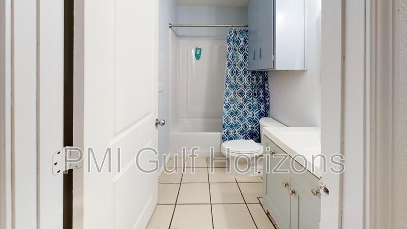 923 Bremen Ave #A - Photo 7 of 12