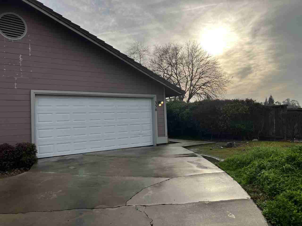 358 Snowhaven Ct - Photo 2 of 10