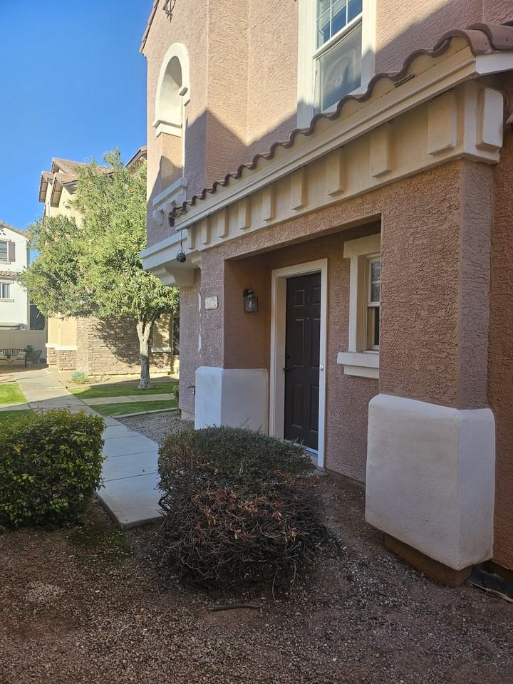 4072 E Jasper Dr - Photo 2 of 47