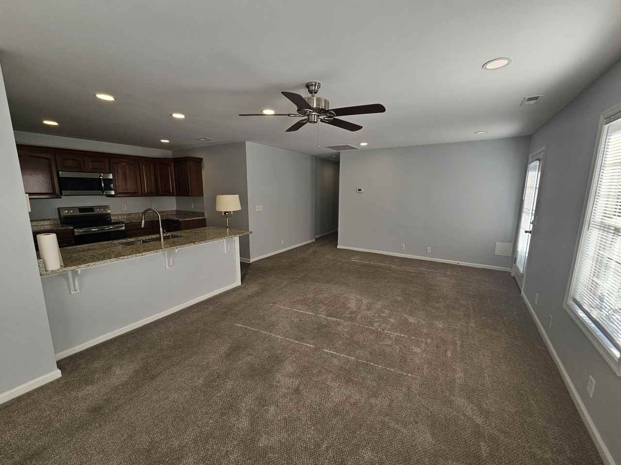 424 Troopers Way - Photo 6 of 19