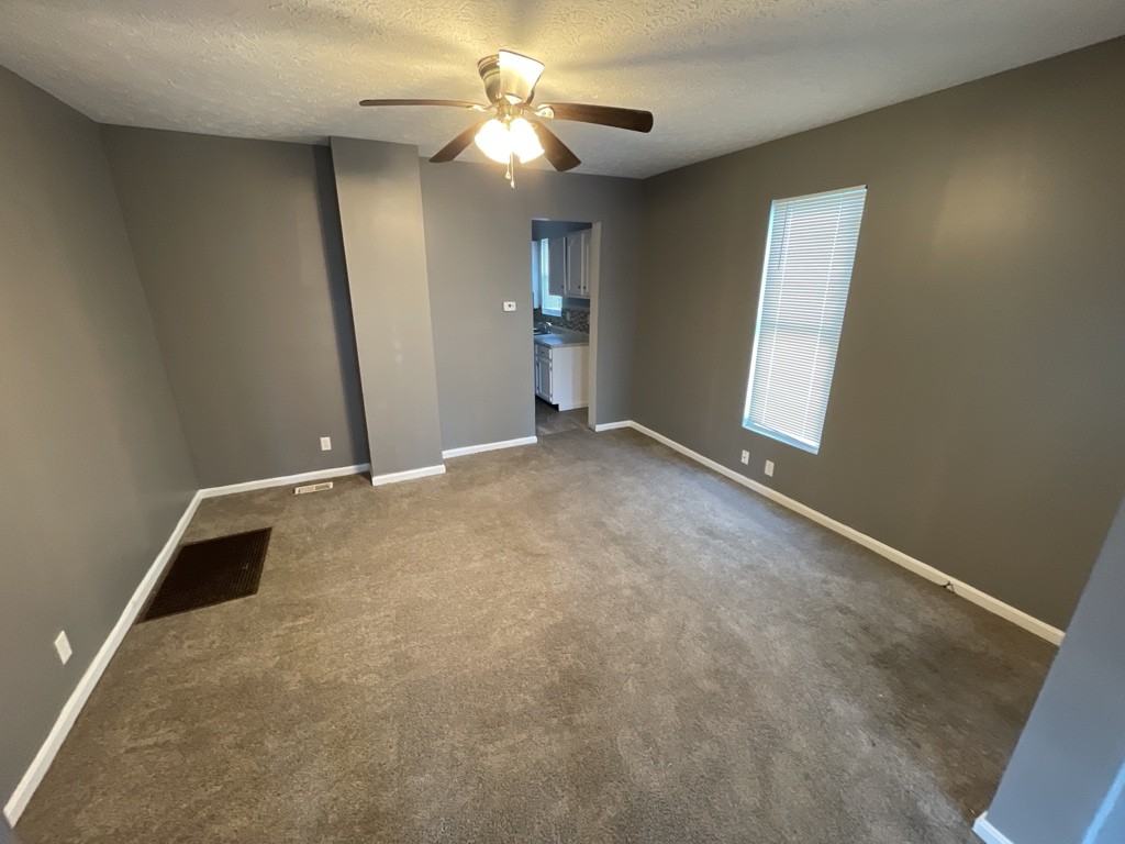 1335 Wyoming St - Photo 3 of 9