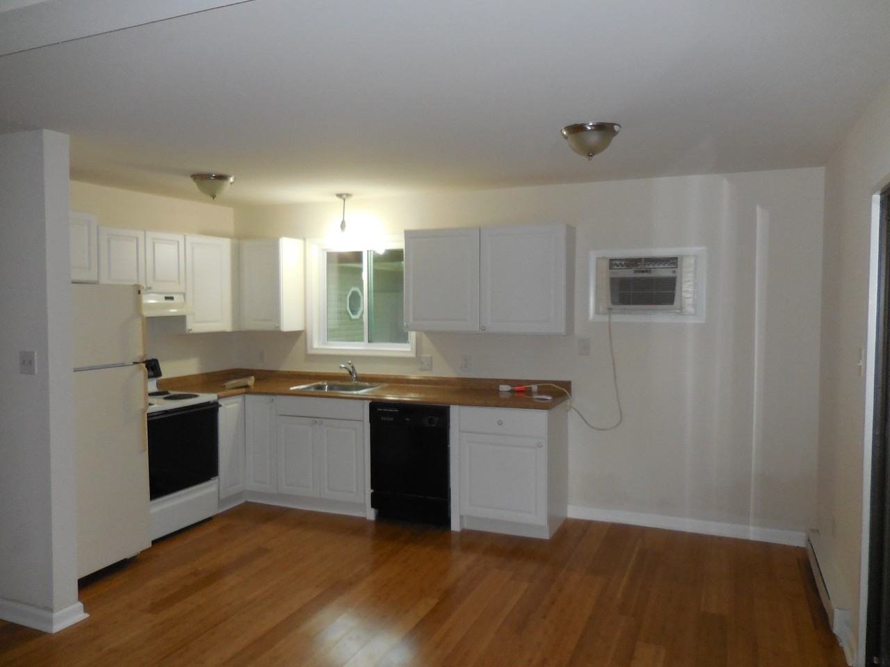 14 Concord Ln - Photo 2 of 10