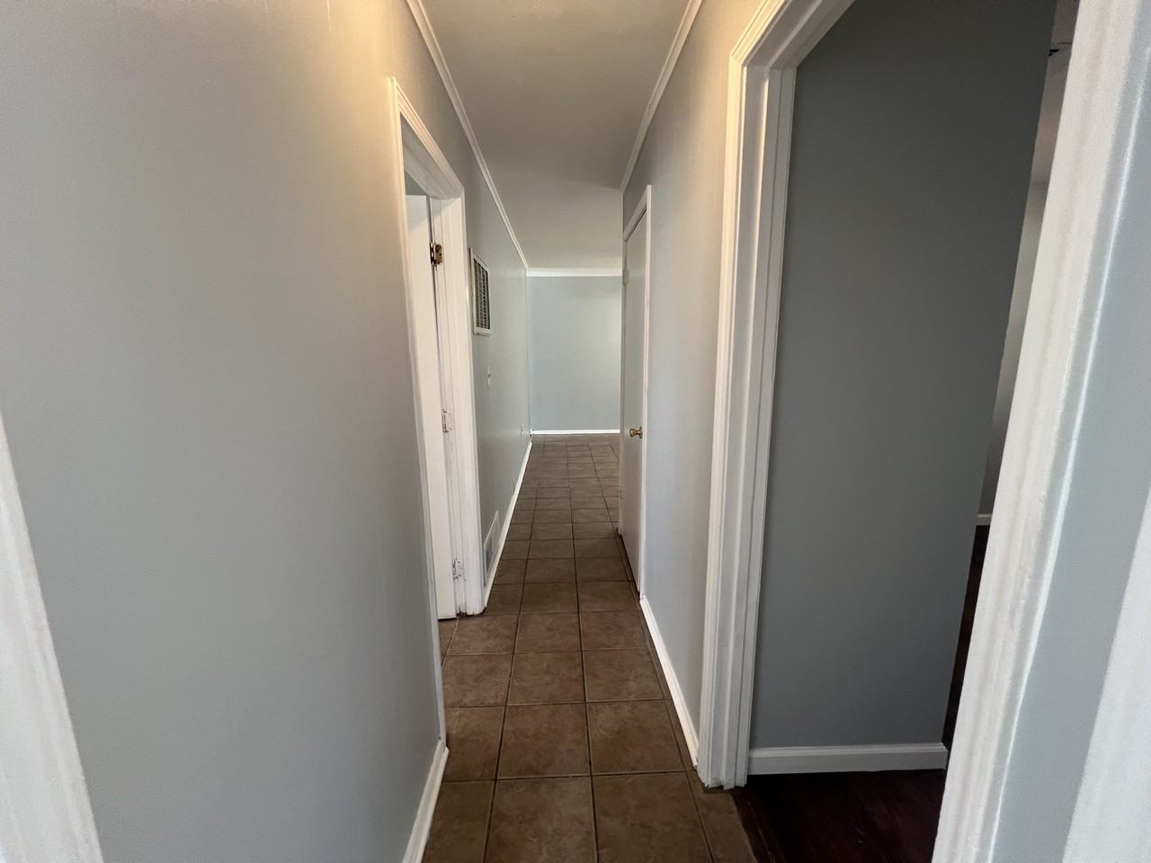 710 Northhill Dr - Photo 7 of 16