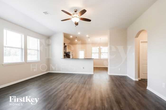 6197 White Oak Leaf Loop - Photo 3 of 18