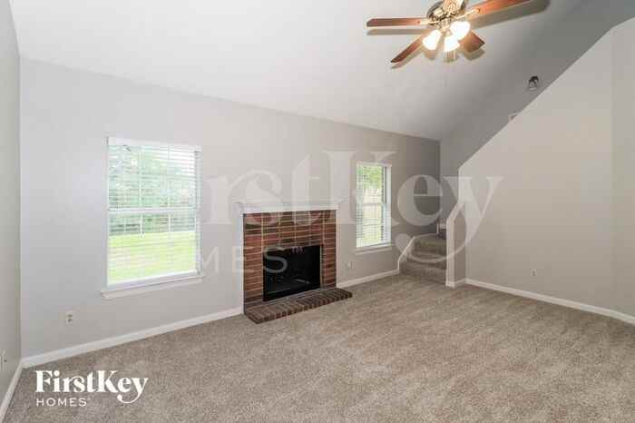 4381 Whispering Bend Dr - Photo 3 of 15