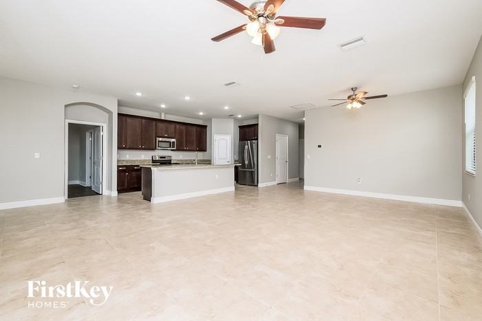 12401 Sourwood Way - Photo 3 of 15