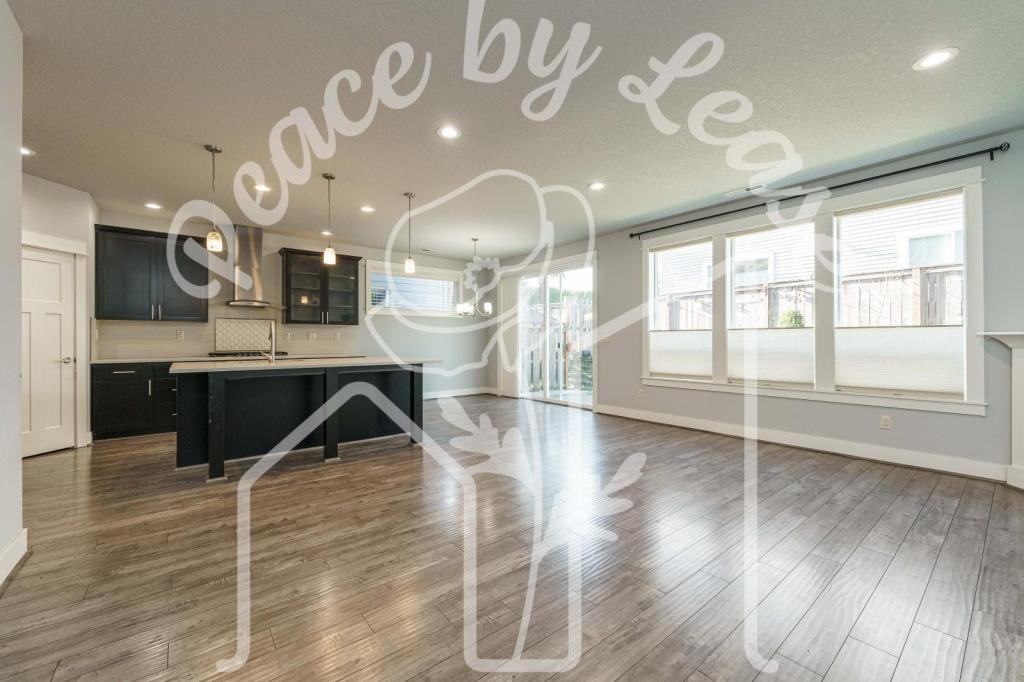 2573 Sw Mckenna Pl - Photo 4 of 37