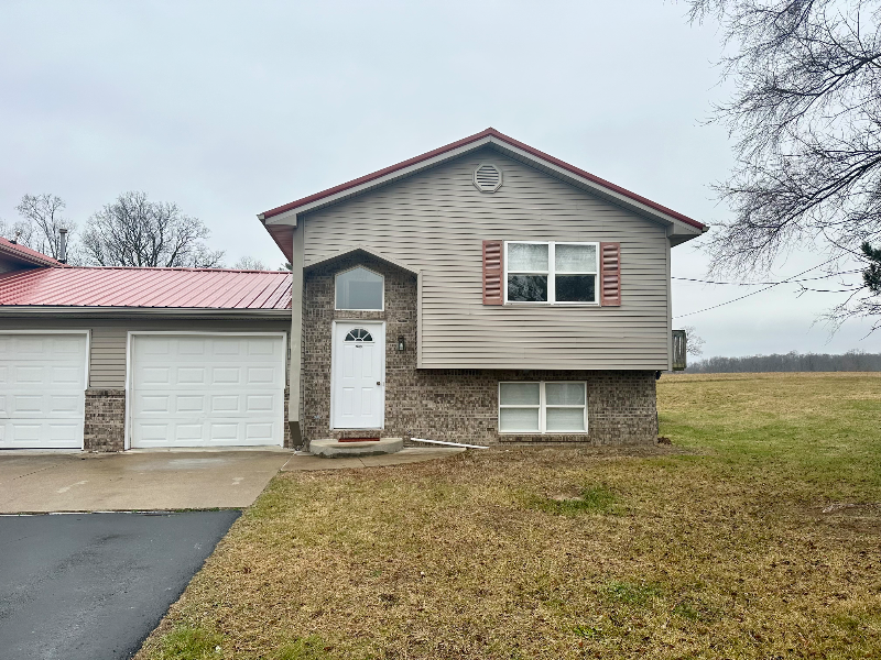 939 Macon Hwy - Photo 2 of 17