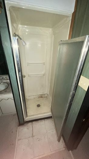 414 Front St - Photo 4 of 7