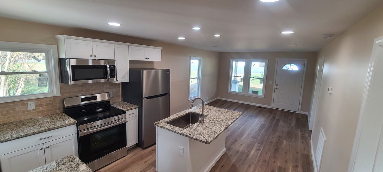 201 Perkins Rd Se #NA - Photo 4 of 9