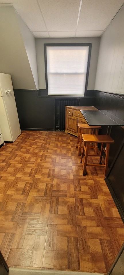 20 W Chester Pike #E - Photo 3 of 16