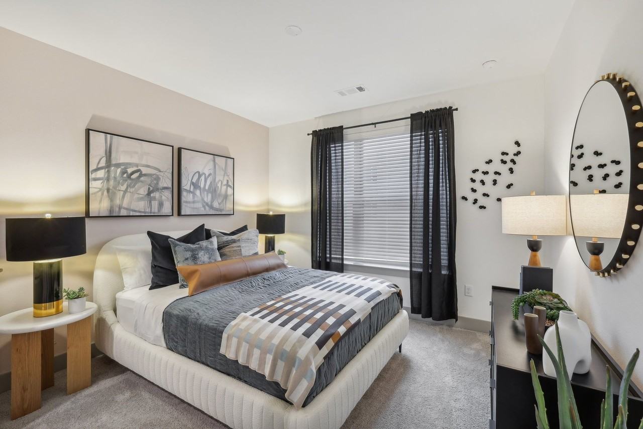 The Sevens - Photo 4 of 25