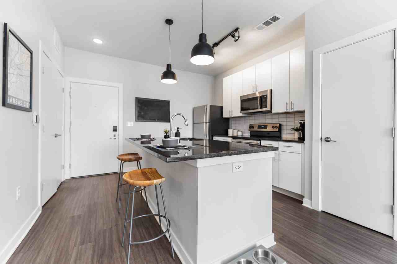 Gallerie Apartments - Photo 2 of 50