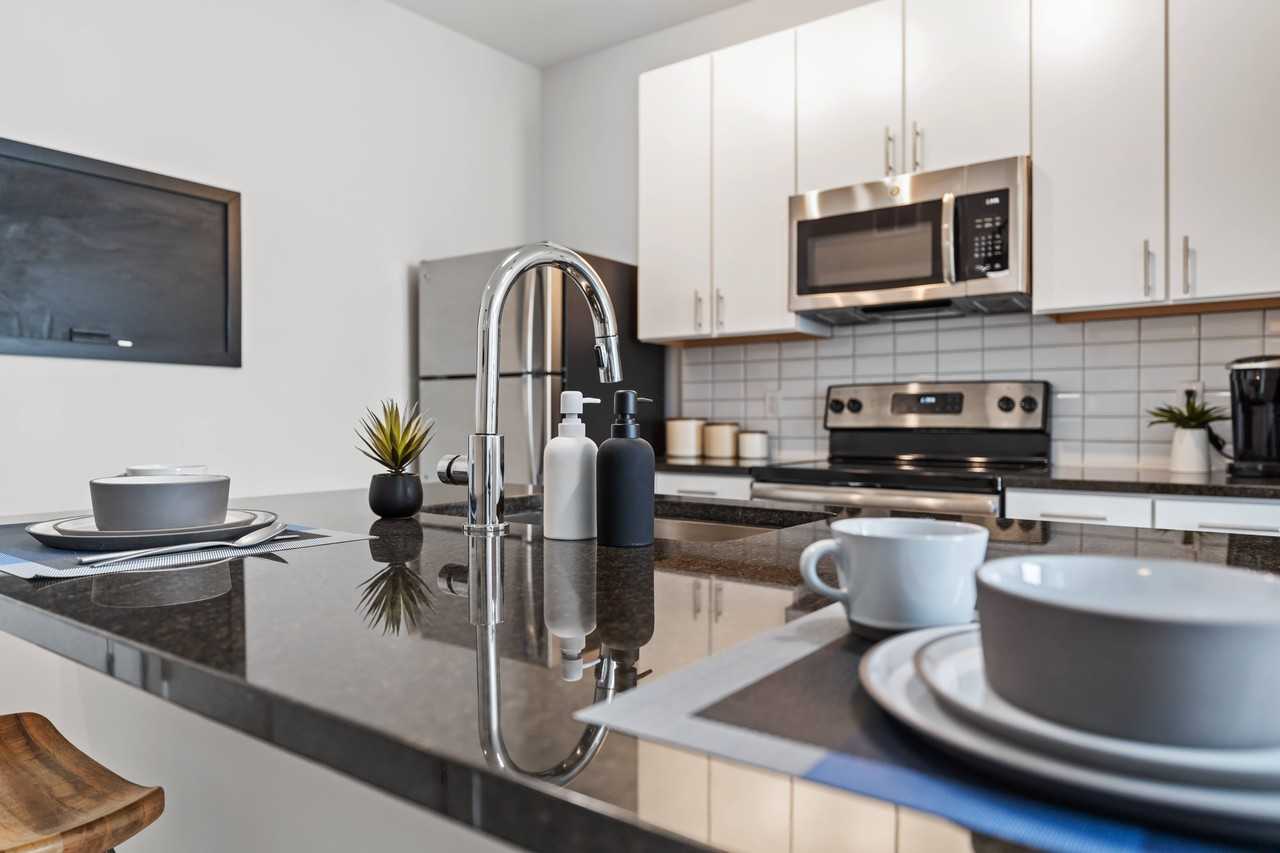 Gallerie Apartments - Photo 3 of 50