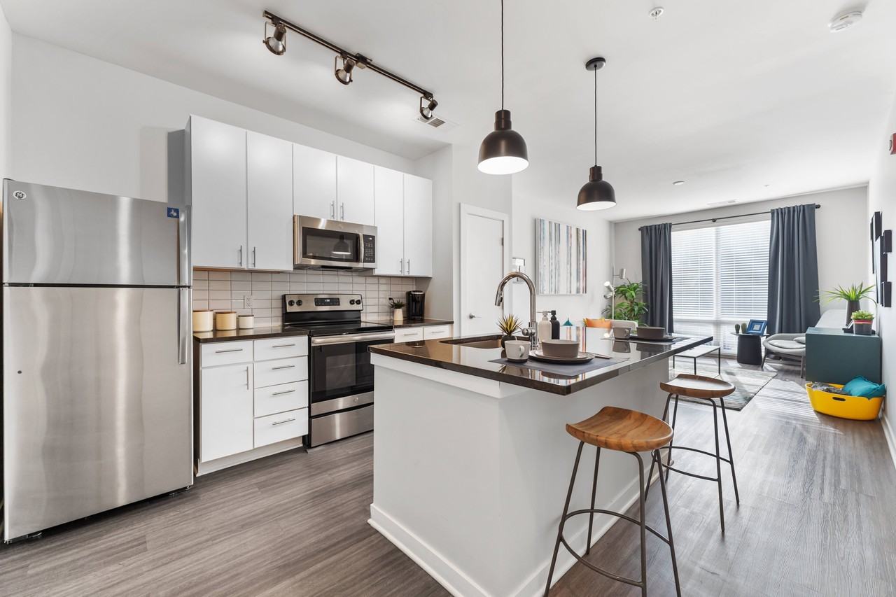 Gallerie Apartments - Photo 6 of 50