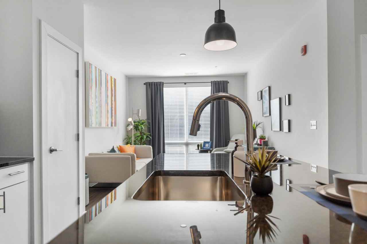 Gallerie Apartments - Photo 7 of 50