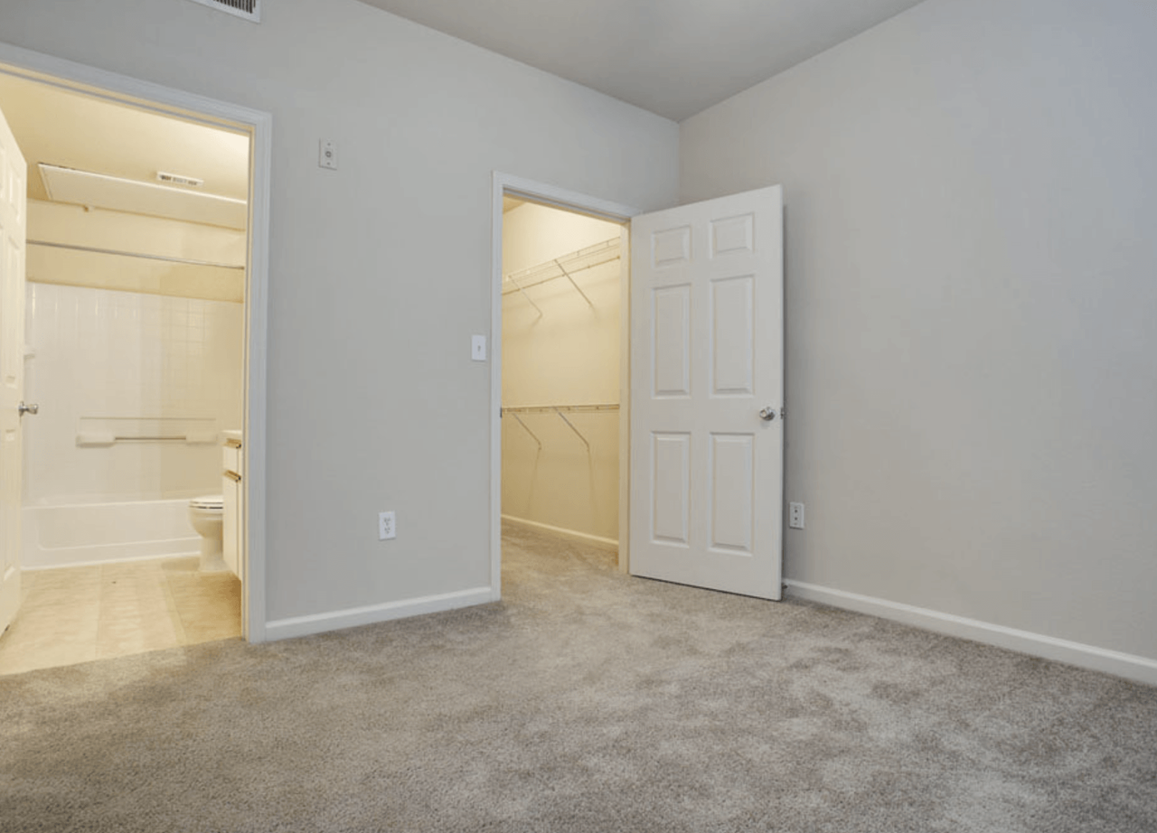 Addison Park - Photo 7 of 15