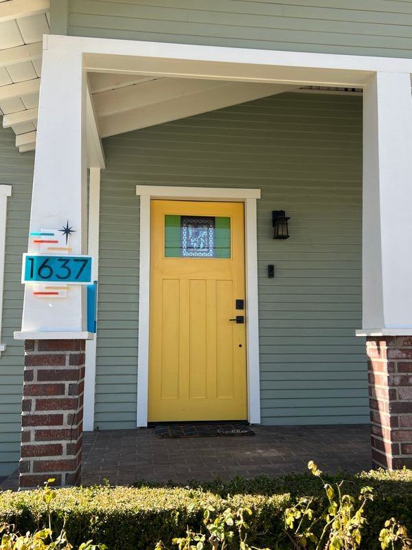 1637 Mentone Ave - Photo 3 of 25