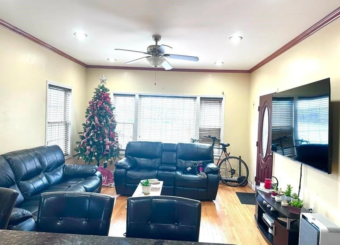 30 Whitman Ave - Photo 5 of 6