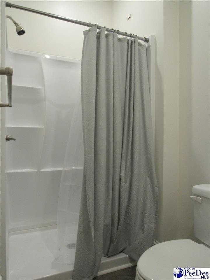 500D W Pine St - Photo 6 of 8