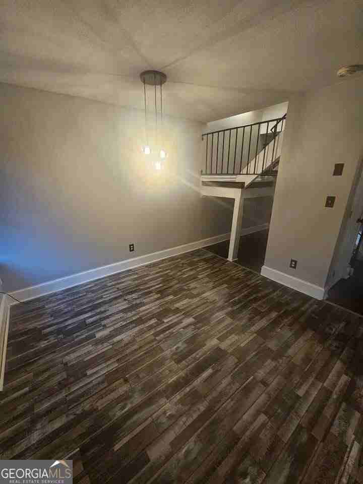 2753 Whitewater Ct - Photo 5 of 11