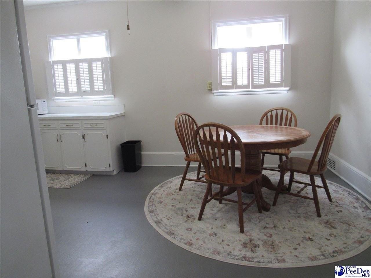 500B W Pine St - Photo 5 of 10