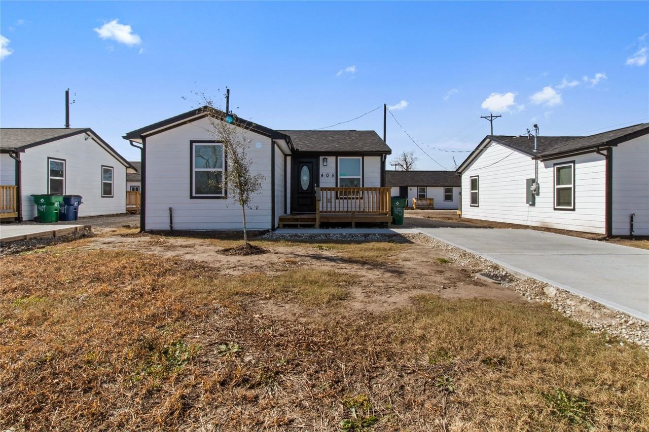 405 N Erskine St - Photo 2 of 17