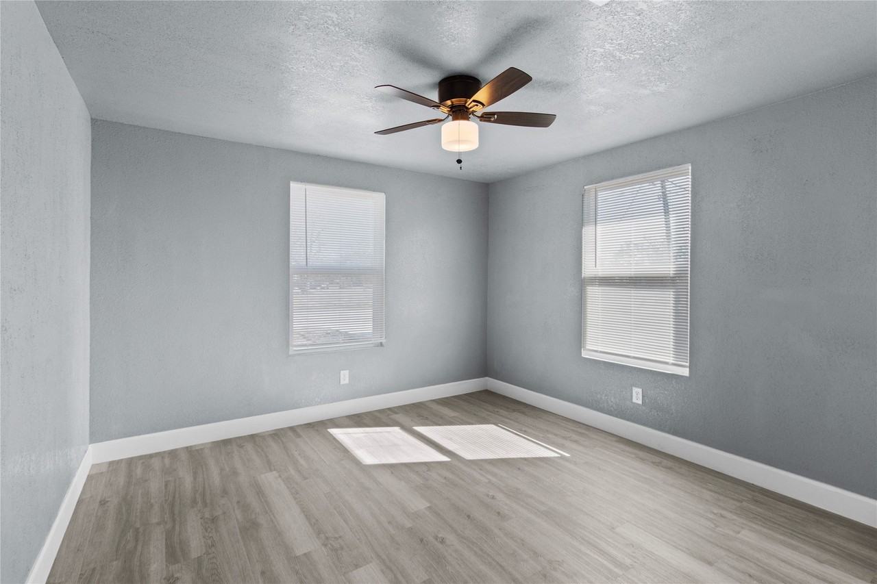 405 N Erskine St - Photo 7 of 17