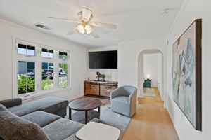 featured image of 205 Haydon St