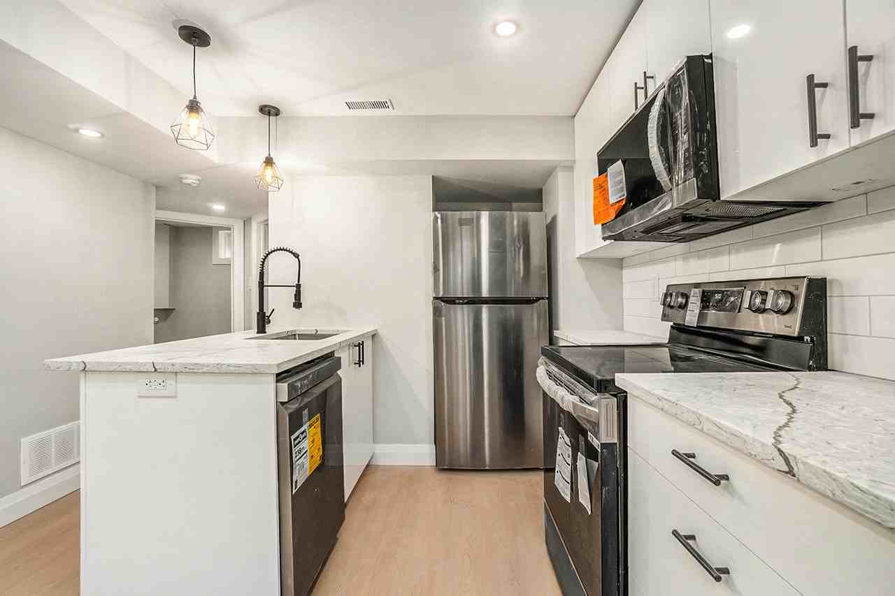 75 Dalehurst Drive #B - Photo 6 of 17