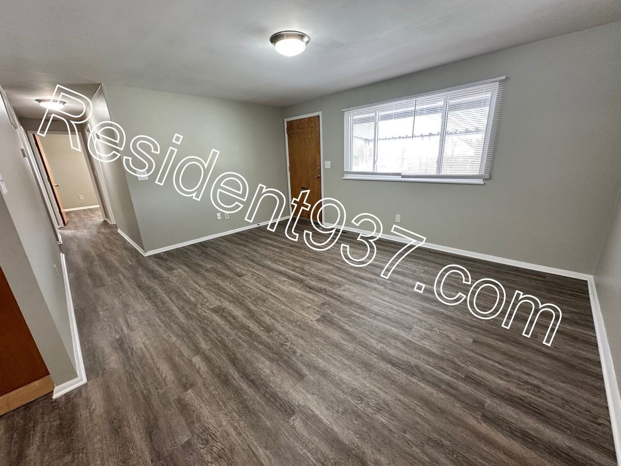 5708 Benedict Rd - Photo 3 of 14