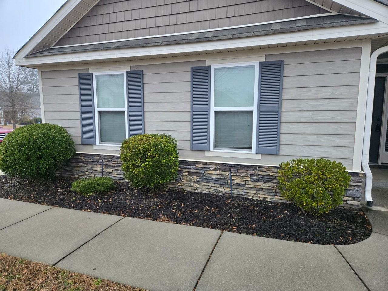 901 Avalon Ct - Photo 4 of 29