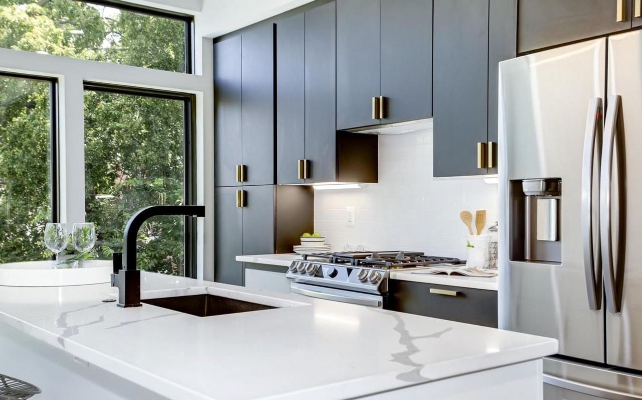 1615 6th St Nw #2 - Photo 7 of 21