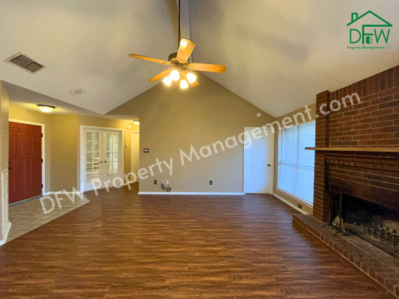 7012 Bernadine Dr - Photo 3 of 40
