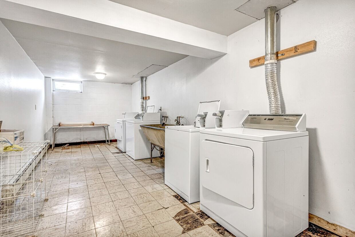 260 Main Street - Photo 3 of 6