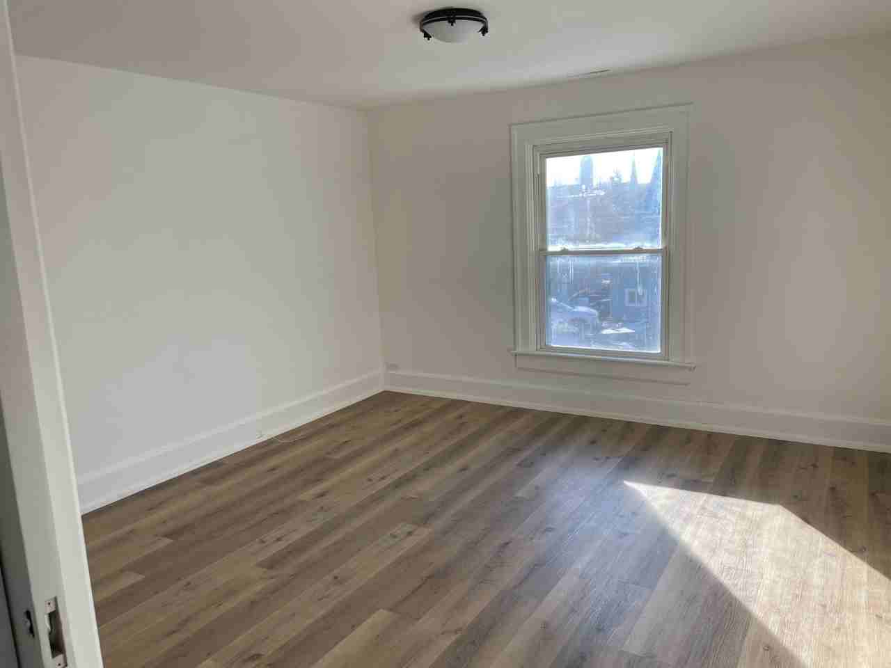 630 Hagerer St - Photo 2 of 7