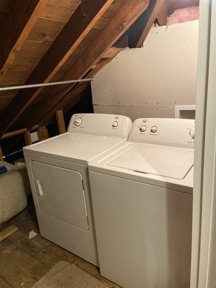 581 W Main St #A - Photo 4 of 20