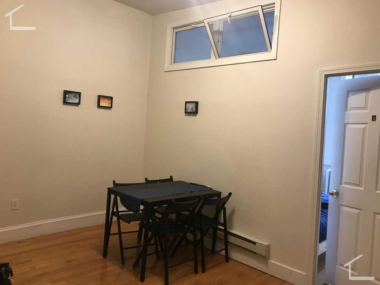 41 Bay State Rd - Photo 5 of 7