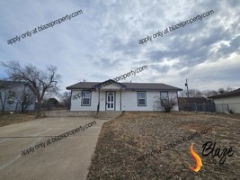 featured image of 1814 Maple St