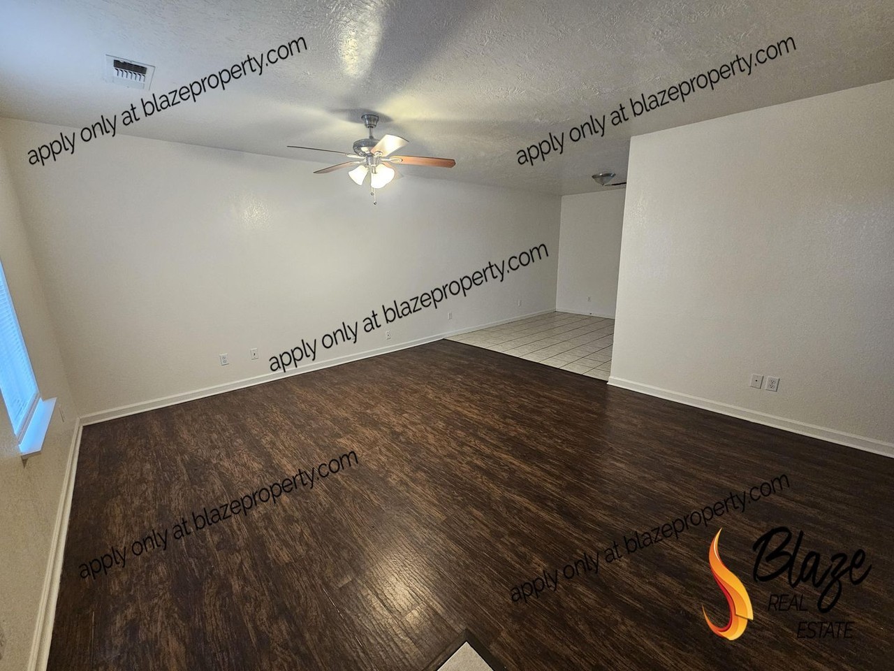 1814 Maple St - Photo 2 of 12