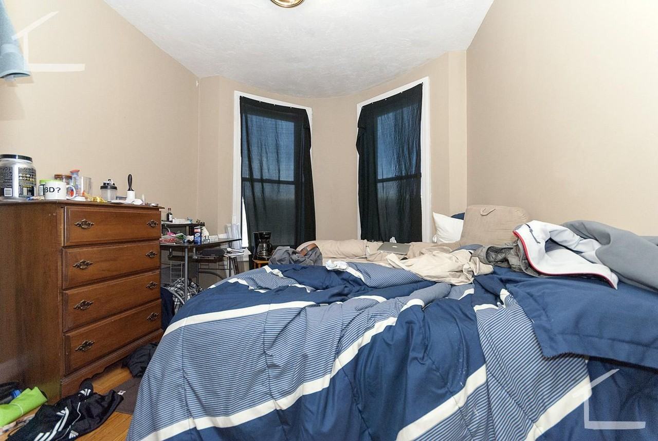 21 Highgate Street - Photo 3 of 6