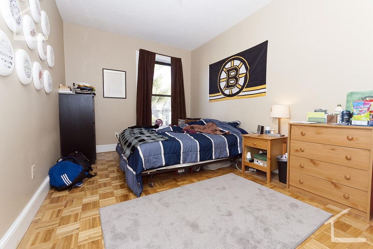 21 Highgate Street - Photo 4 of 6