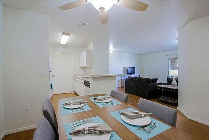 750 S 15th Ave - Photo 6 of 25