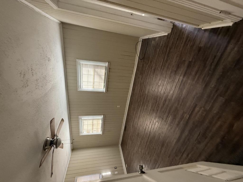 4170 Plaza Street - Photo 4 of 9