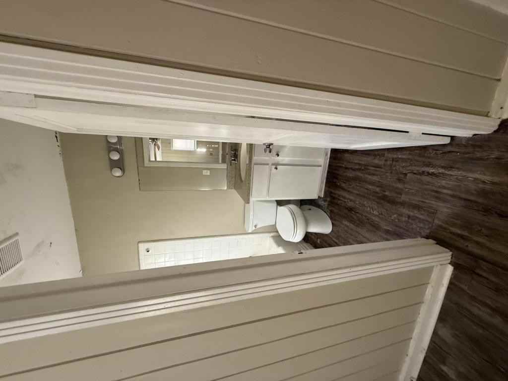 4170 Plaza Street - Photo 5 of 9