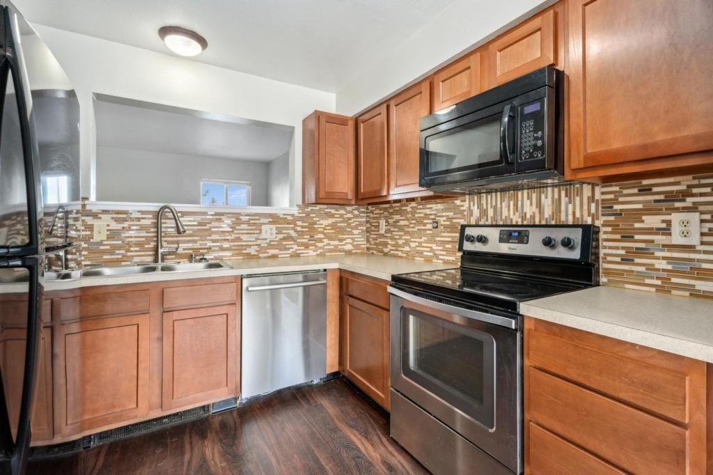 3465 Lochwood Dr Unit J39 - Photo 2 of 15