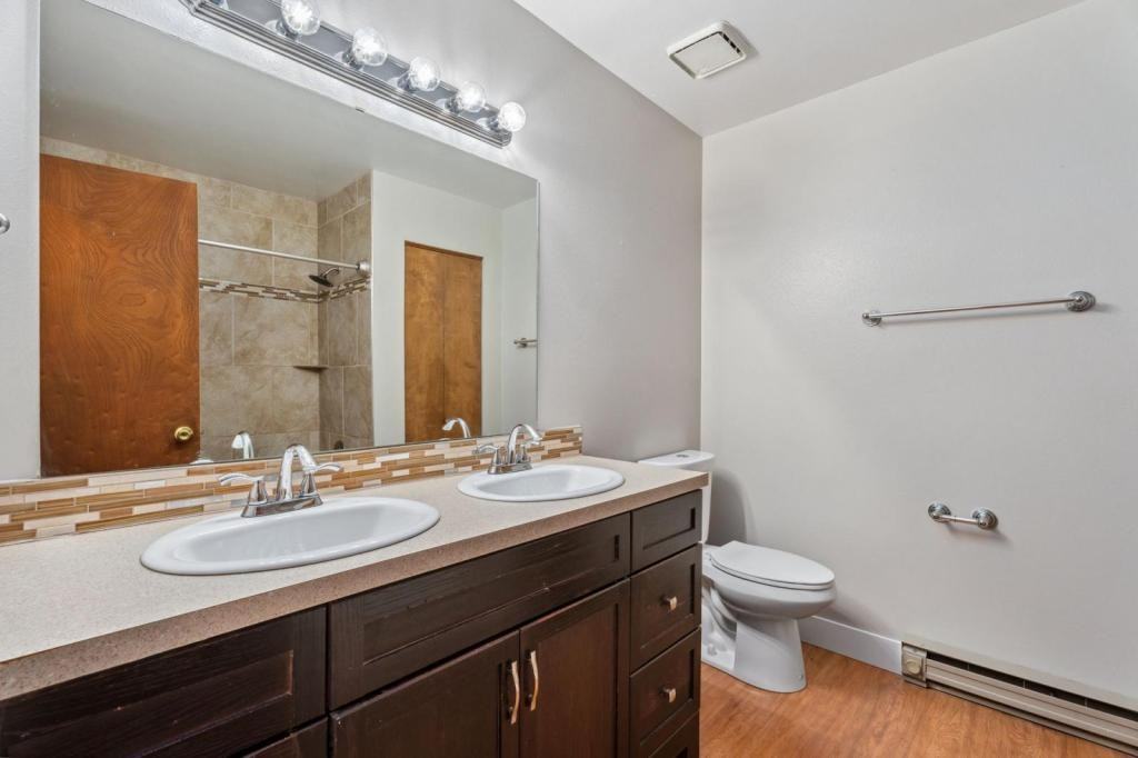 3465 Lochwood Dr Unit J39 - Photo 7 of 15