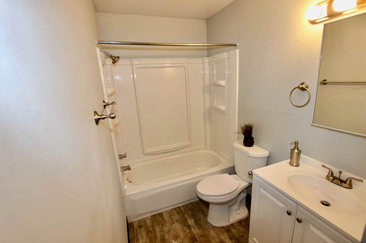 1222 Elm Ave - Photo 7 of 15