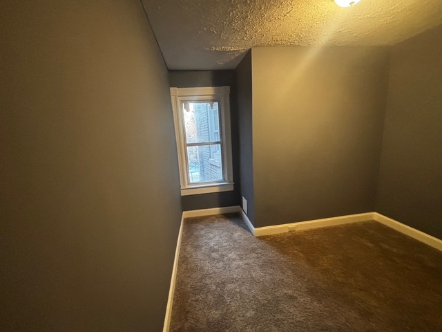 2835 Riggs Ave - Photo 6 of 20