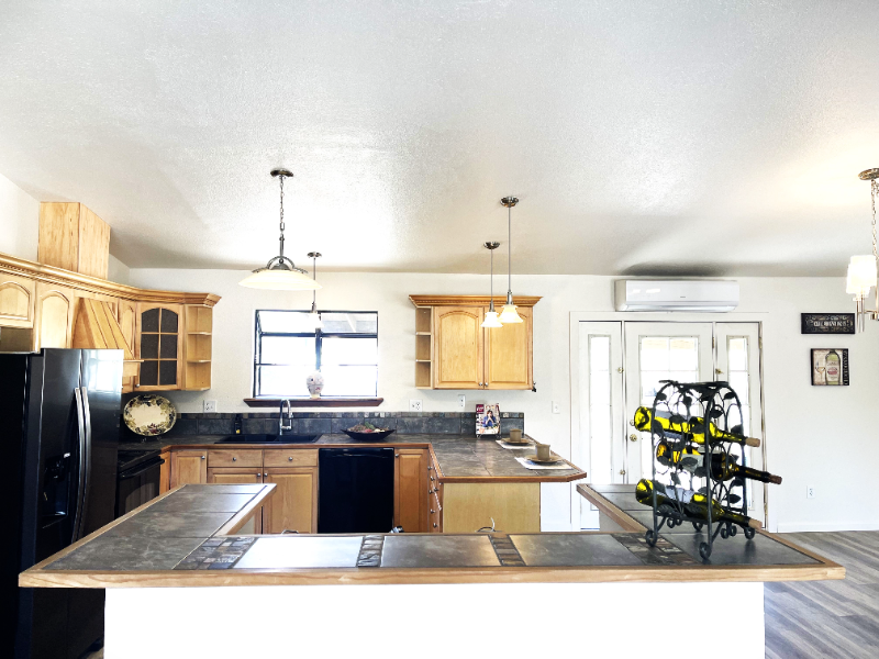 644 Idaho St - Photo 3 of 9